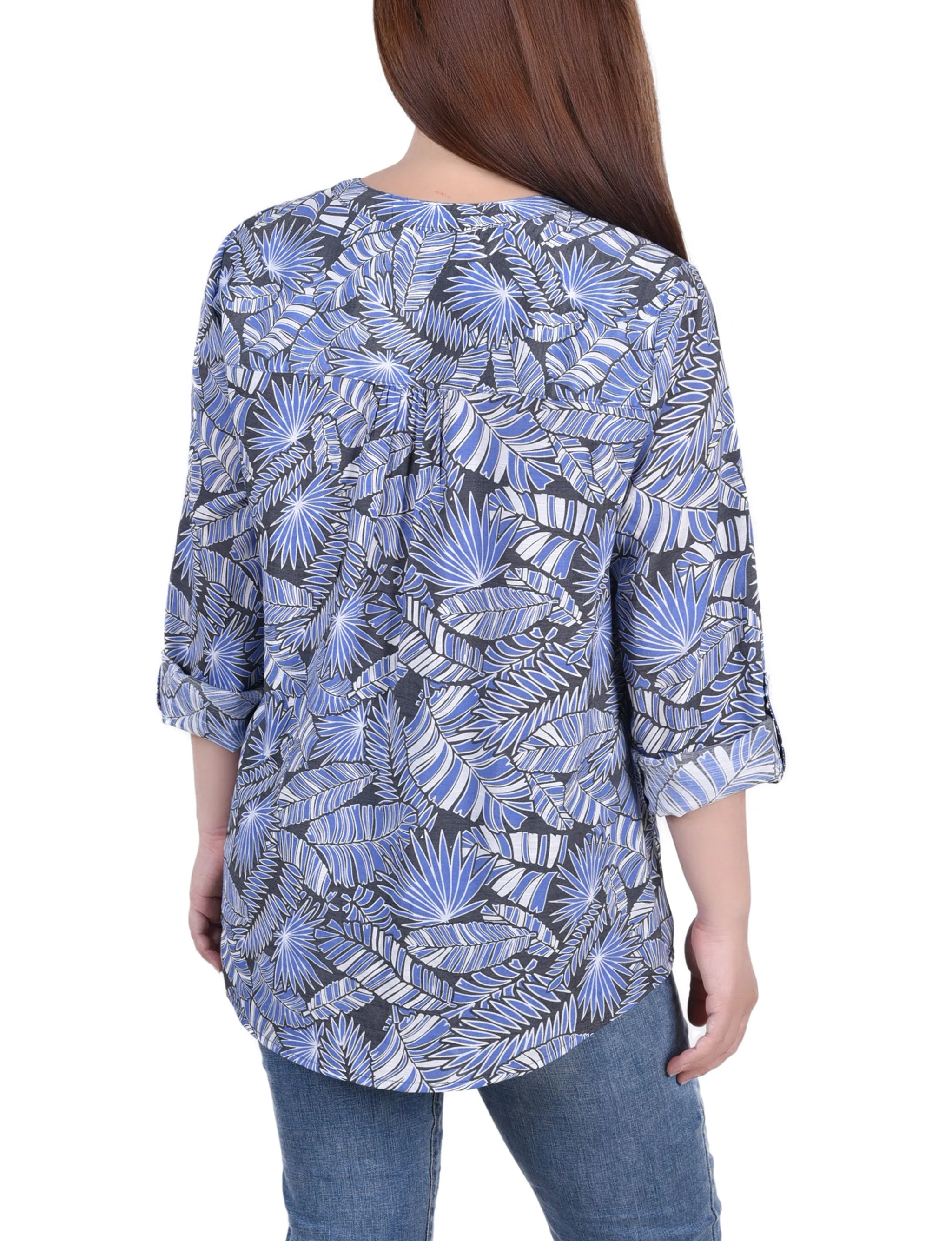 Blouse à manches 3/4 avec boutonnière enroulée