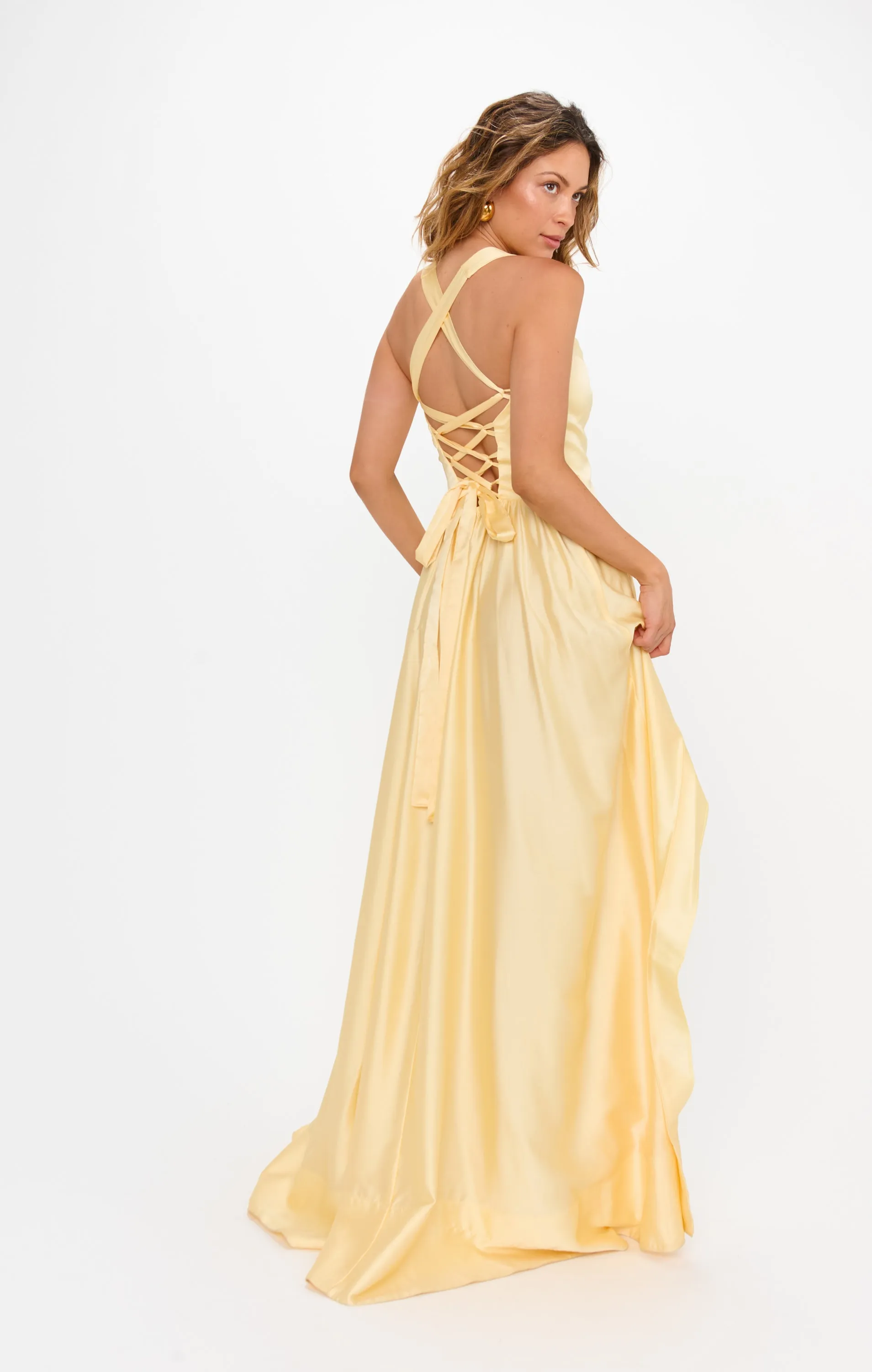 Robe longue Abigail ~ Satin luxe jaune pâle