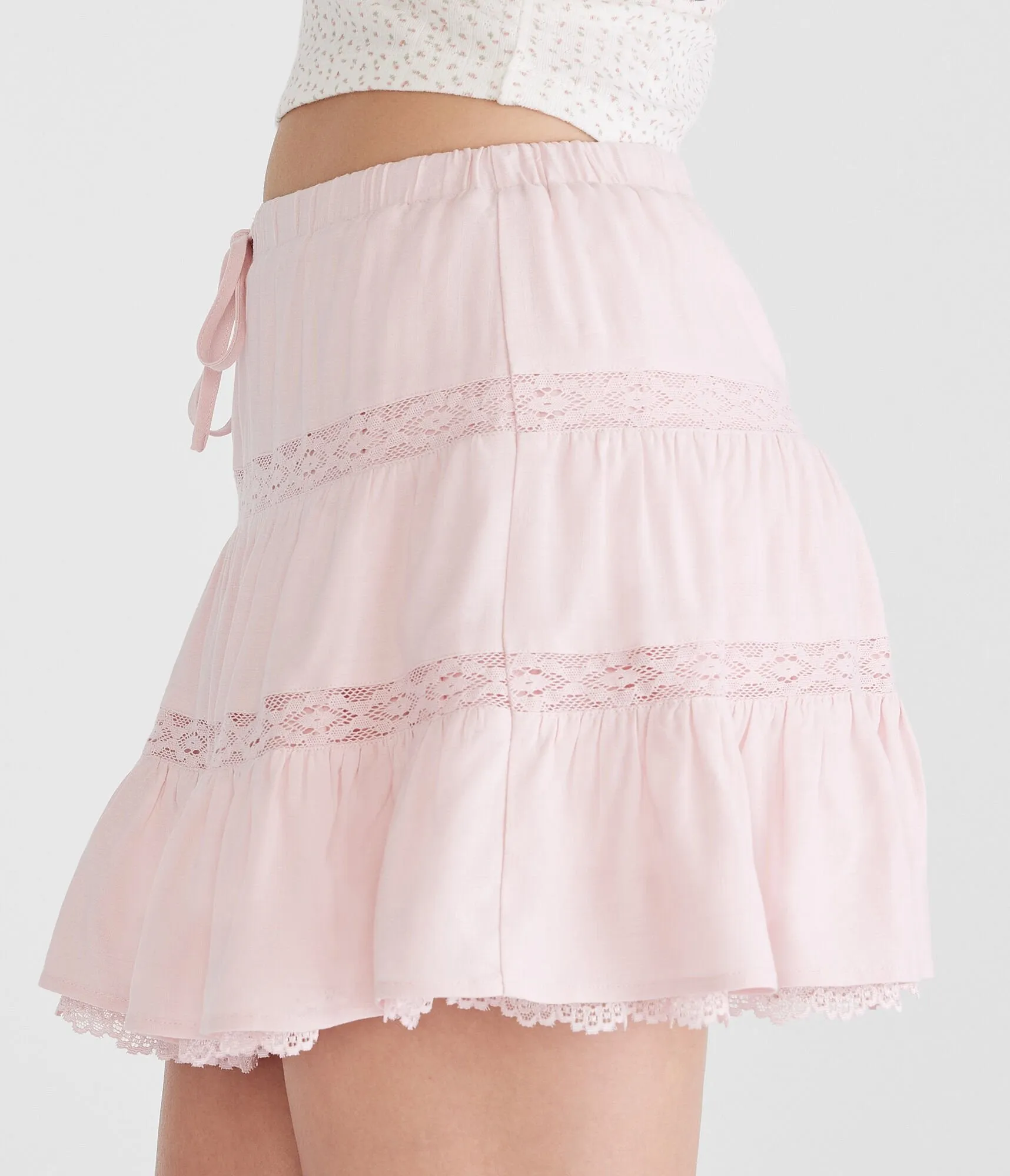 Aeropostale Jupe-Short Mini à Dentelles à Volants