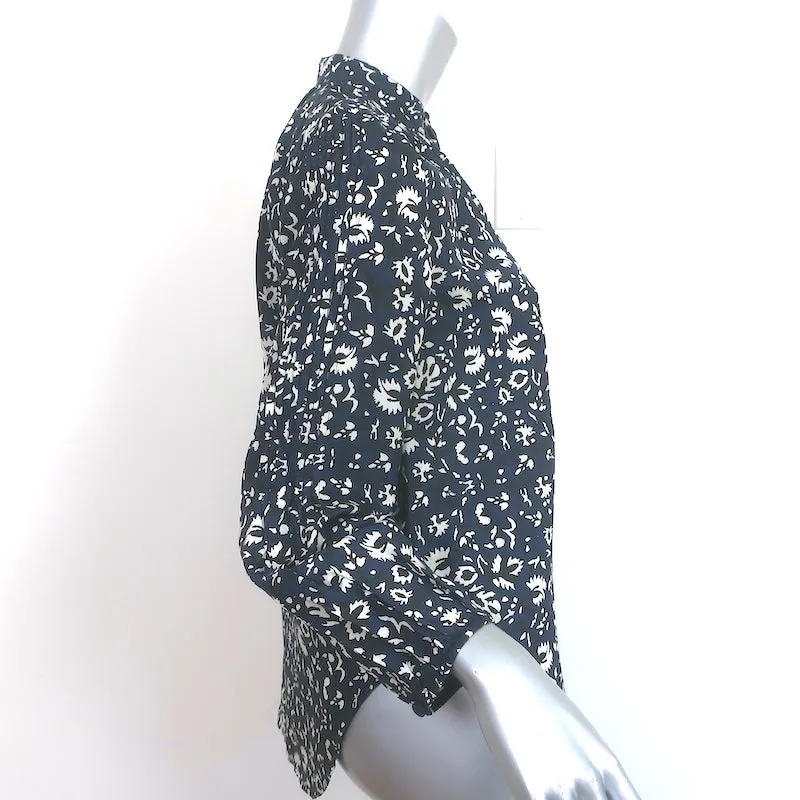 Apiece Apart Bravo Top Popover en Soie Imprimée Bleu Marine Taille 0 Blouse à Manches Longues