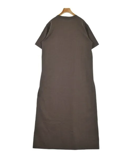 Robes AURALEE