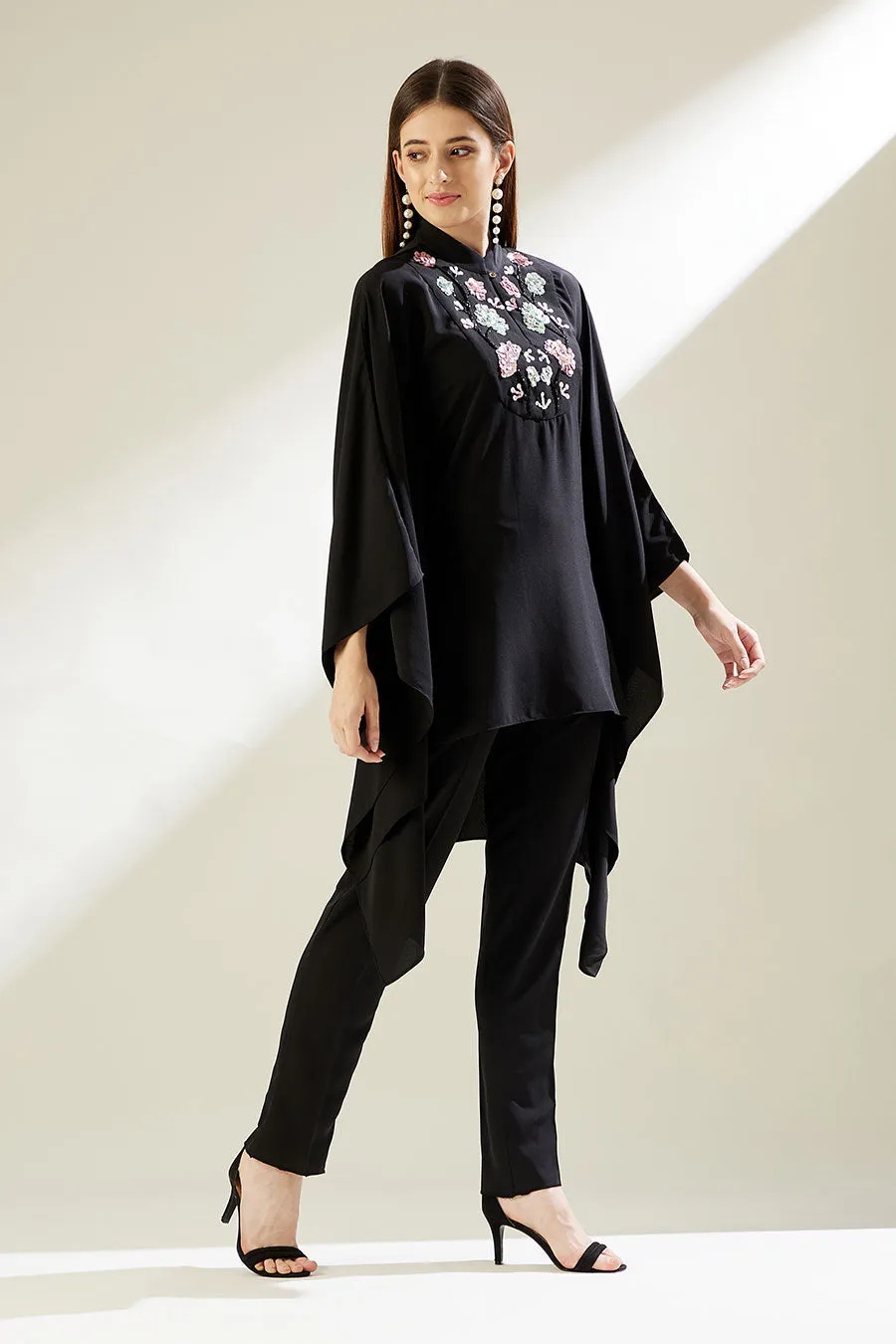 Ensemble Coordonné Kaftan Brodé Noir Bloom