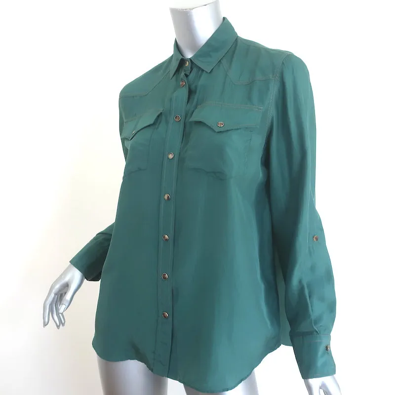 Brunello Cucinelli Chemise occidentale en soie verte Taille moyenne Blouse à manches retroussées