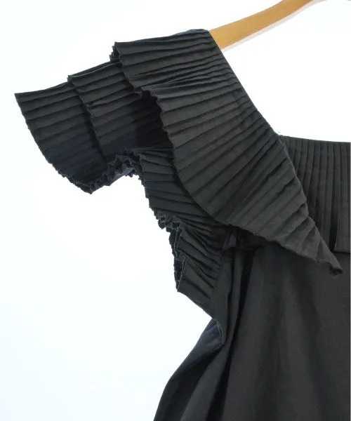 Robes B.Yu