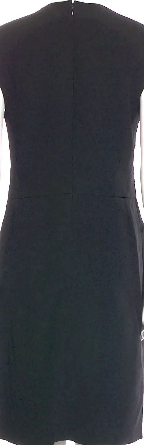 Celine Paris. PHOEBE PHILO. Robe noire en mélange viscose/soie à col rond longueur genoux