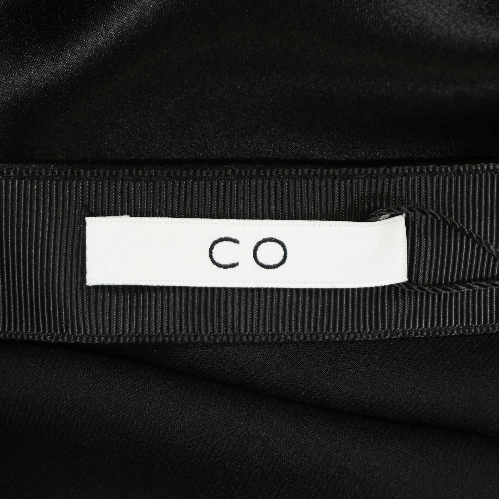 Jupe midi évasée taille haute en soie noire Co