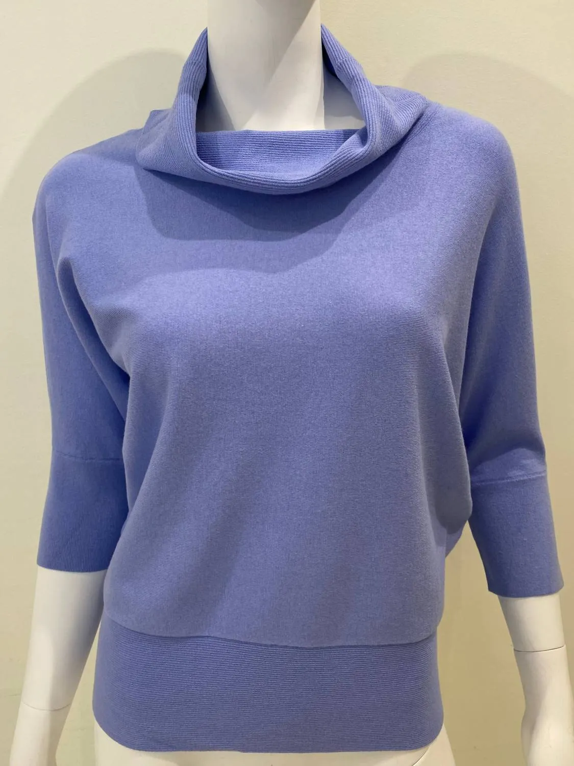 Pull à col montant et manches dolman en iris