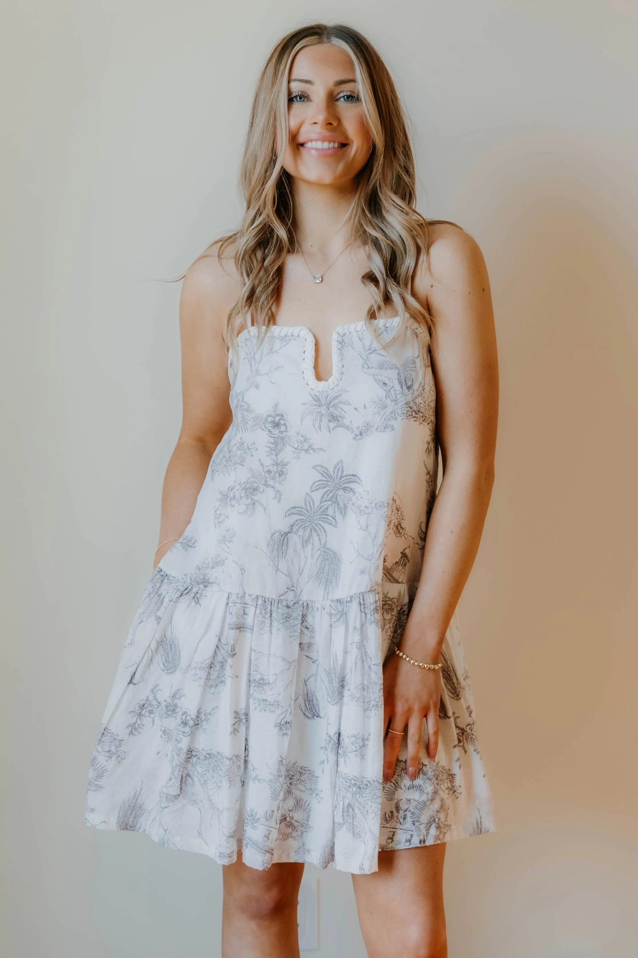 Robe Emberlynn à détails de points de contraste imprimés
