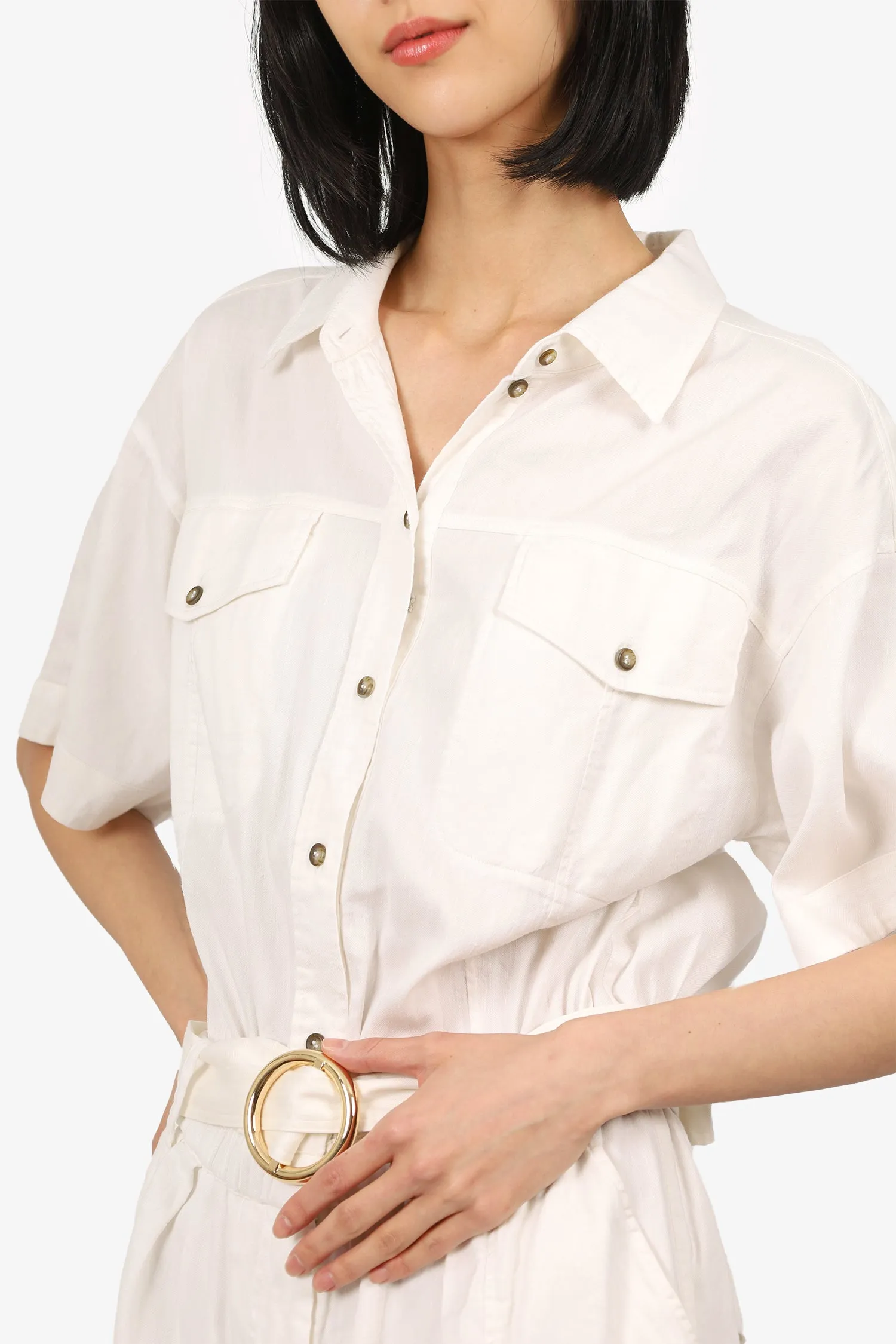 Combinaison-robe ceinturée Frame en lin blanc avec boutons, taille M