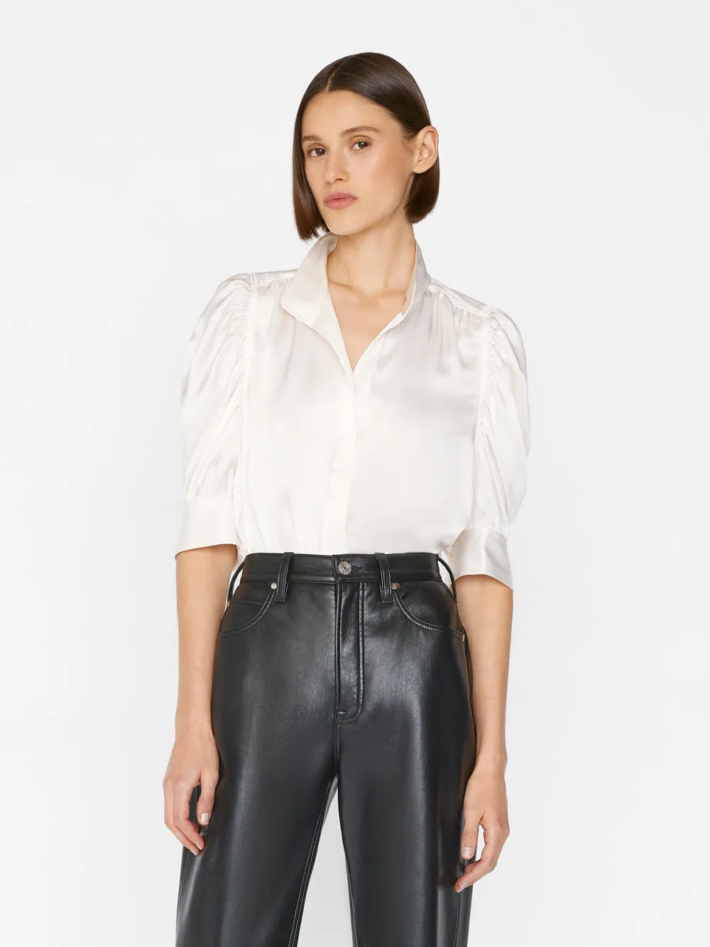 Gillian Top -- Blanc cassé brillant