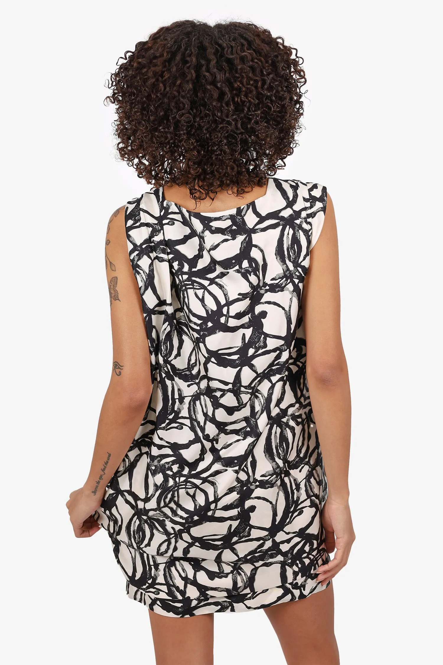 Gucci Robe sans manches mini en soie à imprimé floral noir et blanc Taille 36 (En l'état)