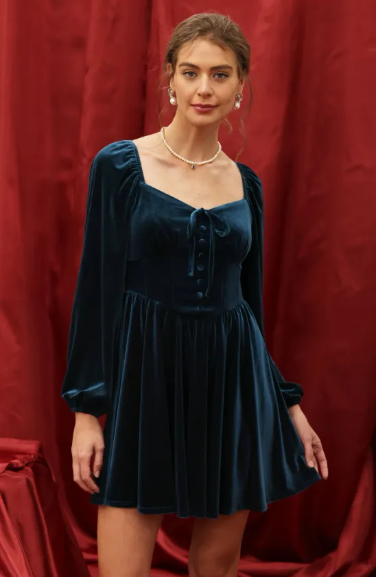 Robe Ivy Velvet à boutonnage devant avec nœud