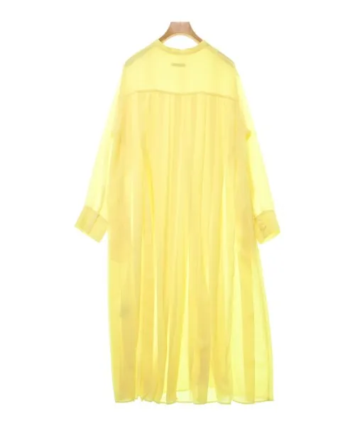JOURNAL STANDARD Robes
