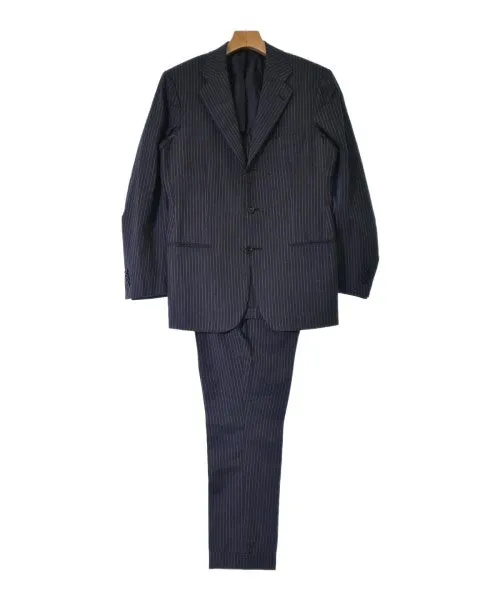 Costumes d'affaires Kiton