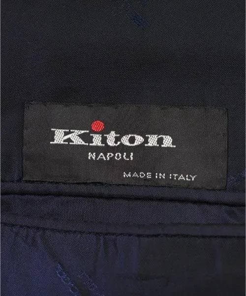 Costumes d'affaires Kiton