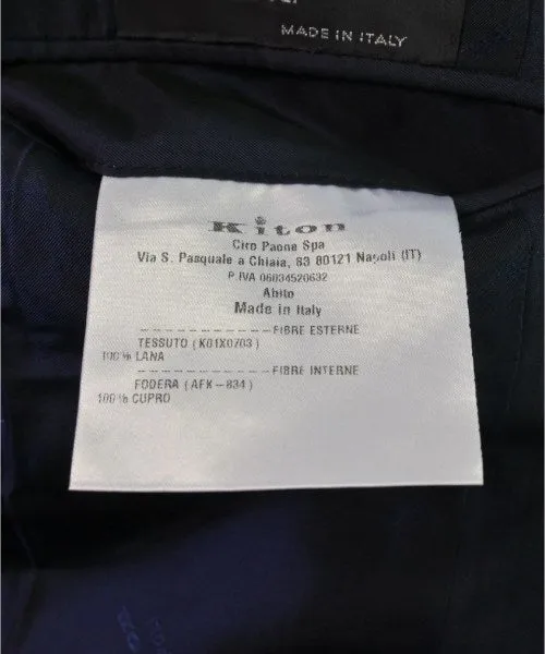 Costumes d'affaires Kiton