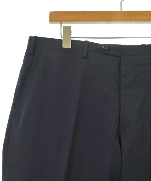 Costumes d'affaires Kiton