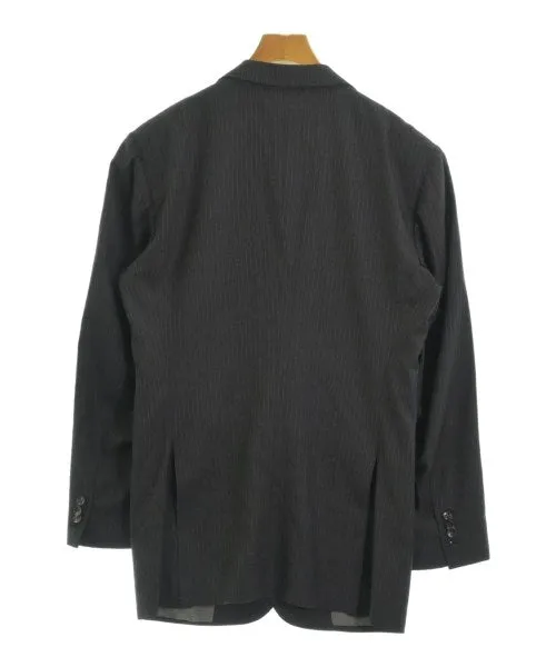 Costumes d'affaires Kiton