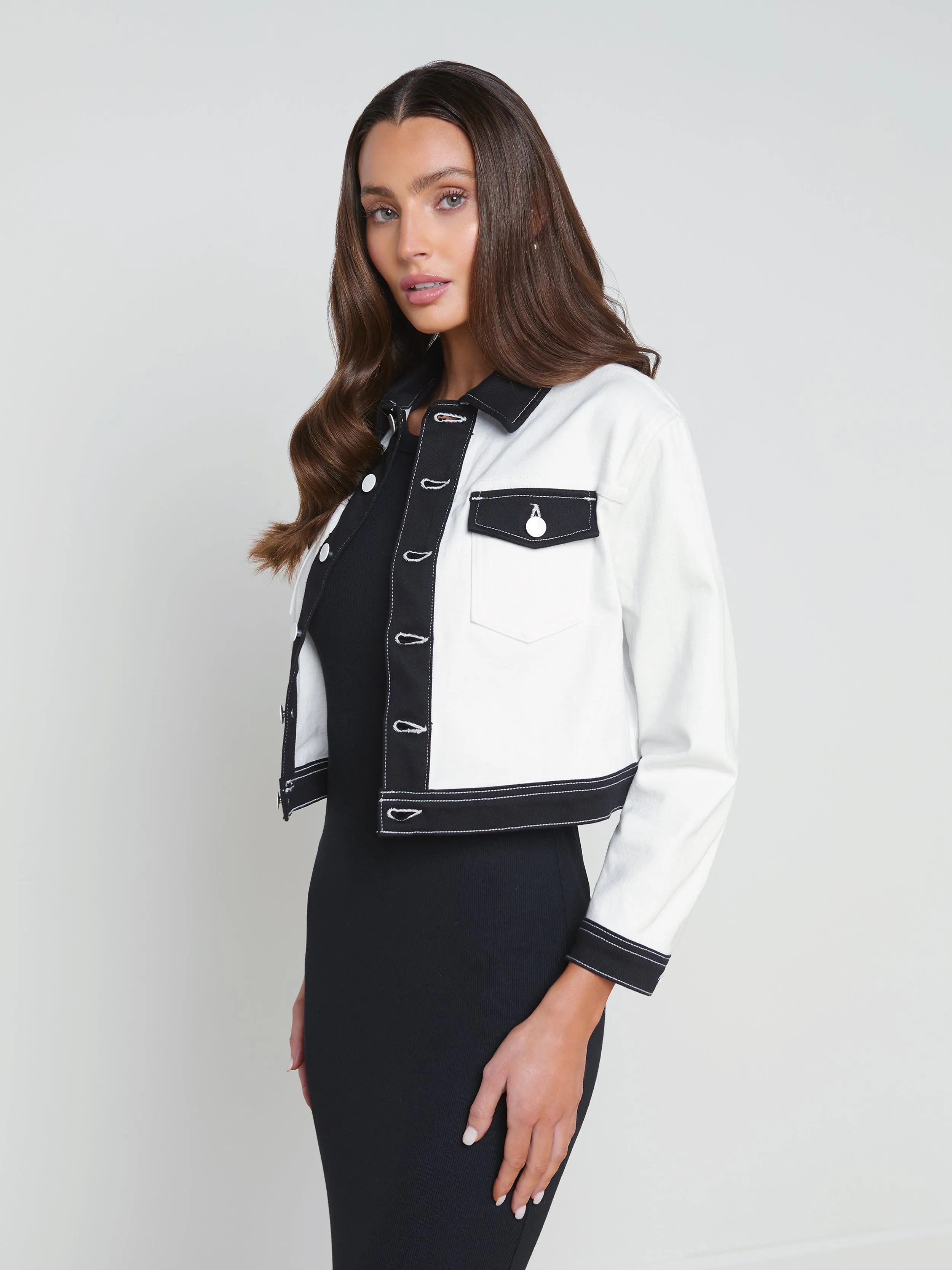 Veste en denim contrastée Koda coupée courte