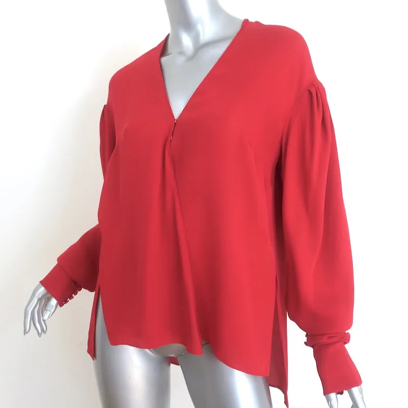 Magda Butrym Blouse enveloppante en soie rouge Taille US 6 Haut à manches drapées
