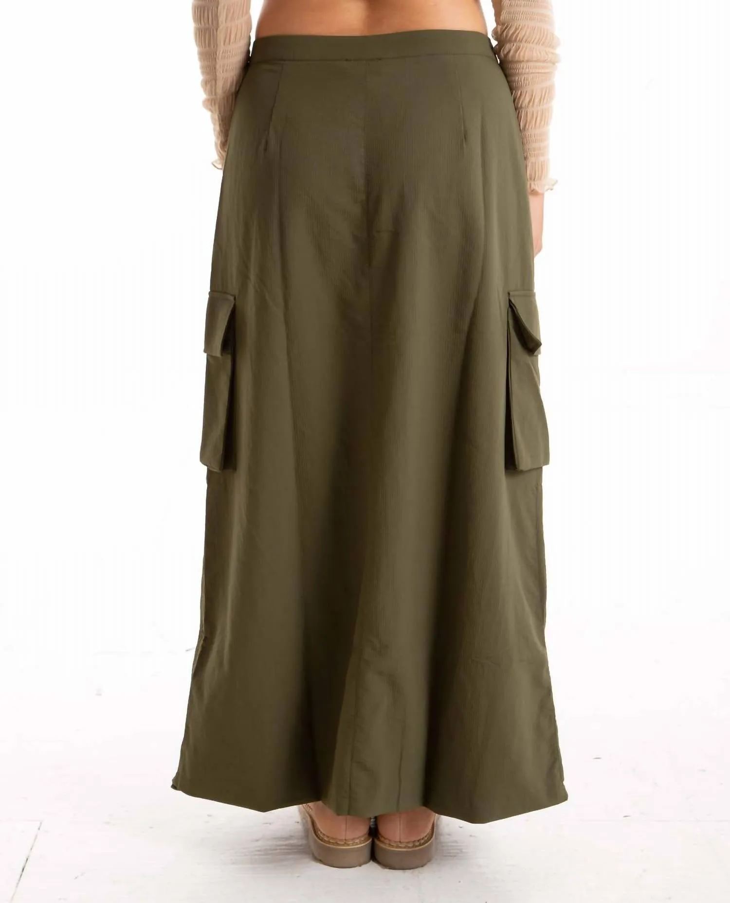 Jupe mi-longue Orion Cargo en olive