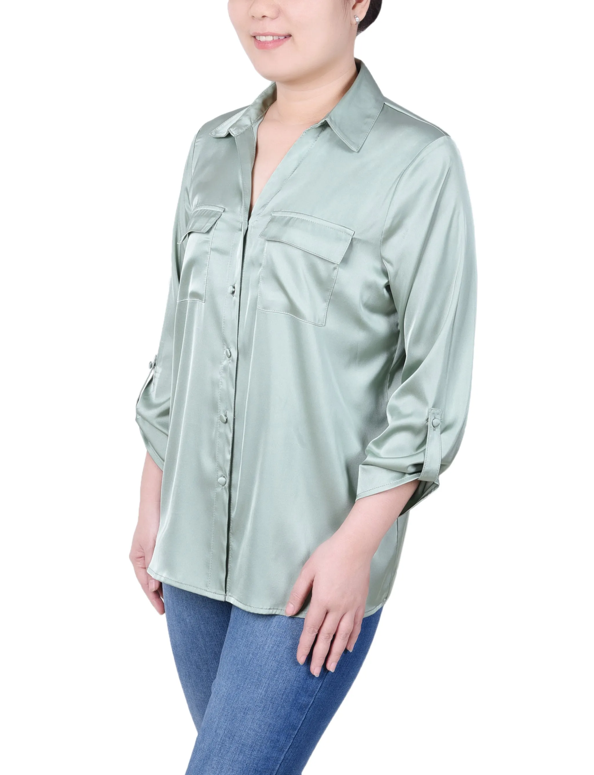 Blouse en satin à manches 3/4 avec boutons pression