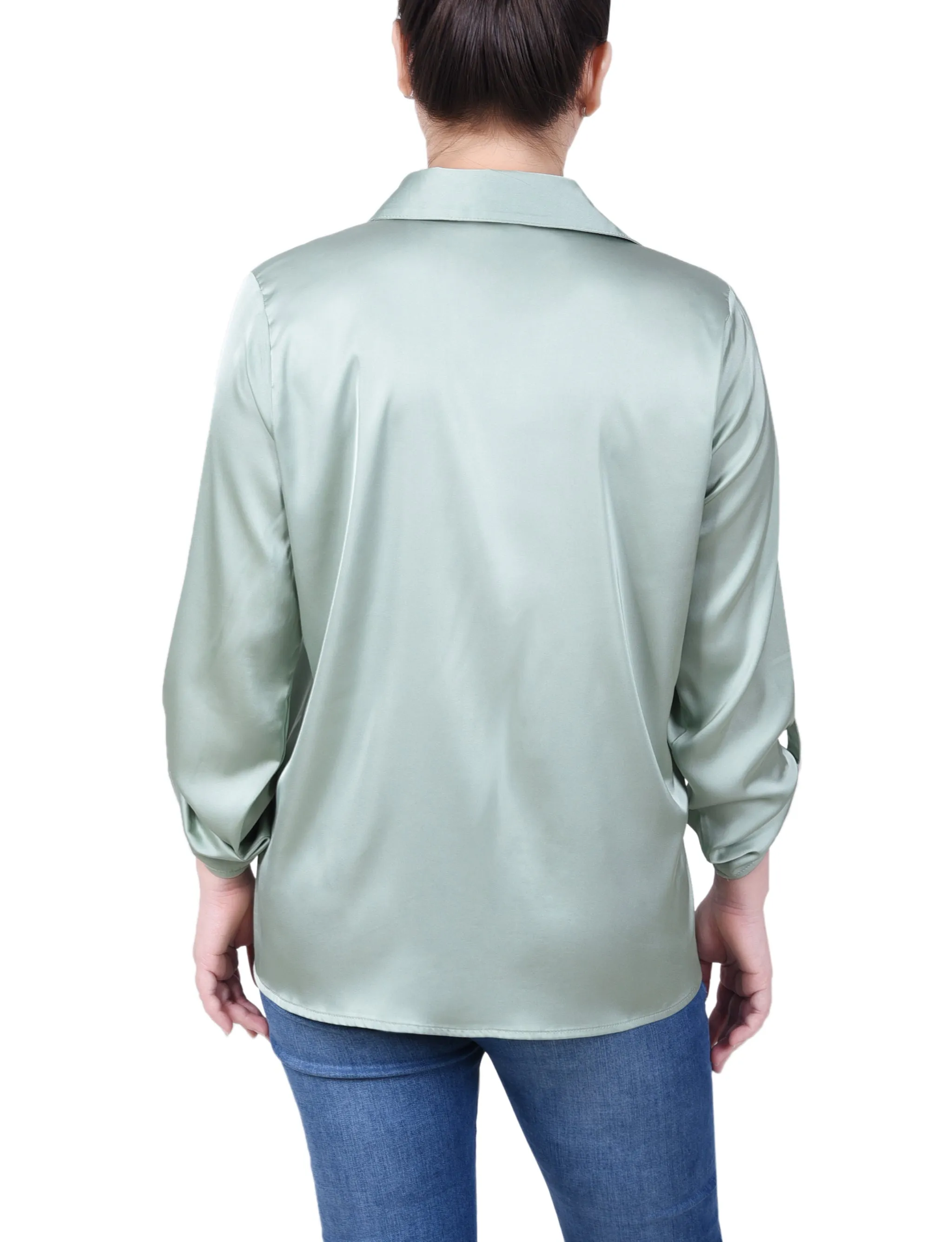 Blouse en satin à manches 3/4 avec boutons pression