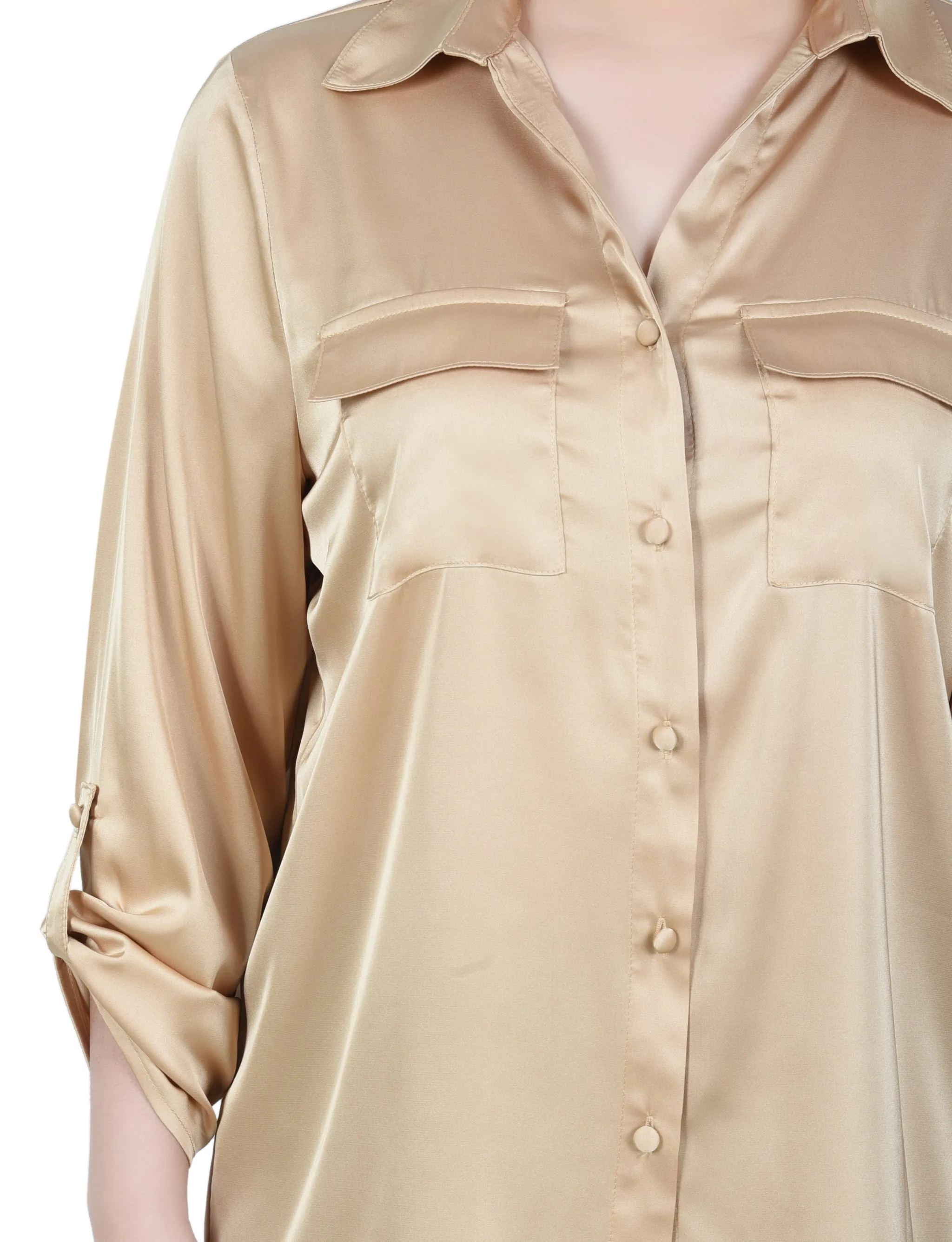 Blouse en satin à manches 3/4 avec boutons pression
