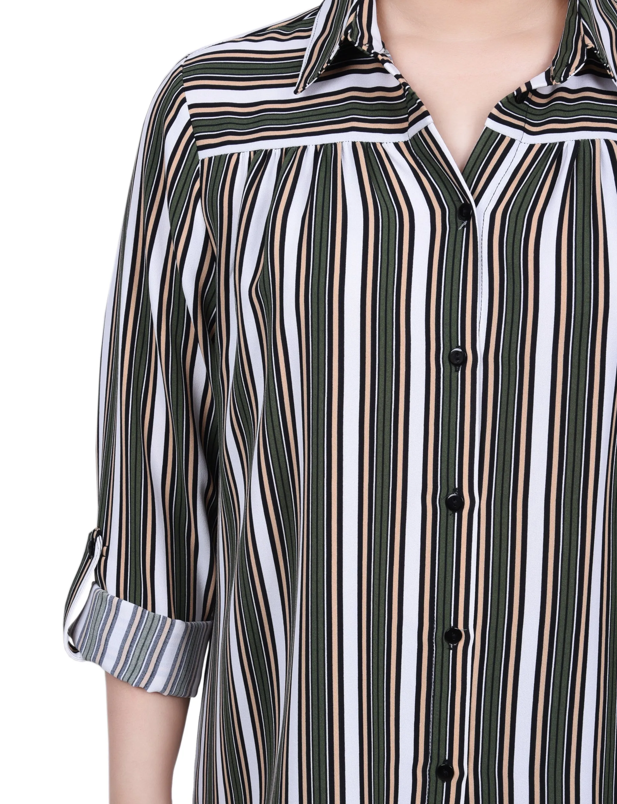 Blouse à manches courtes avec boutons roulés longs