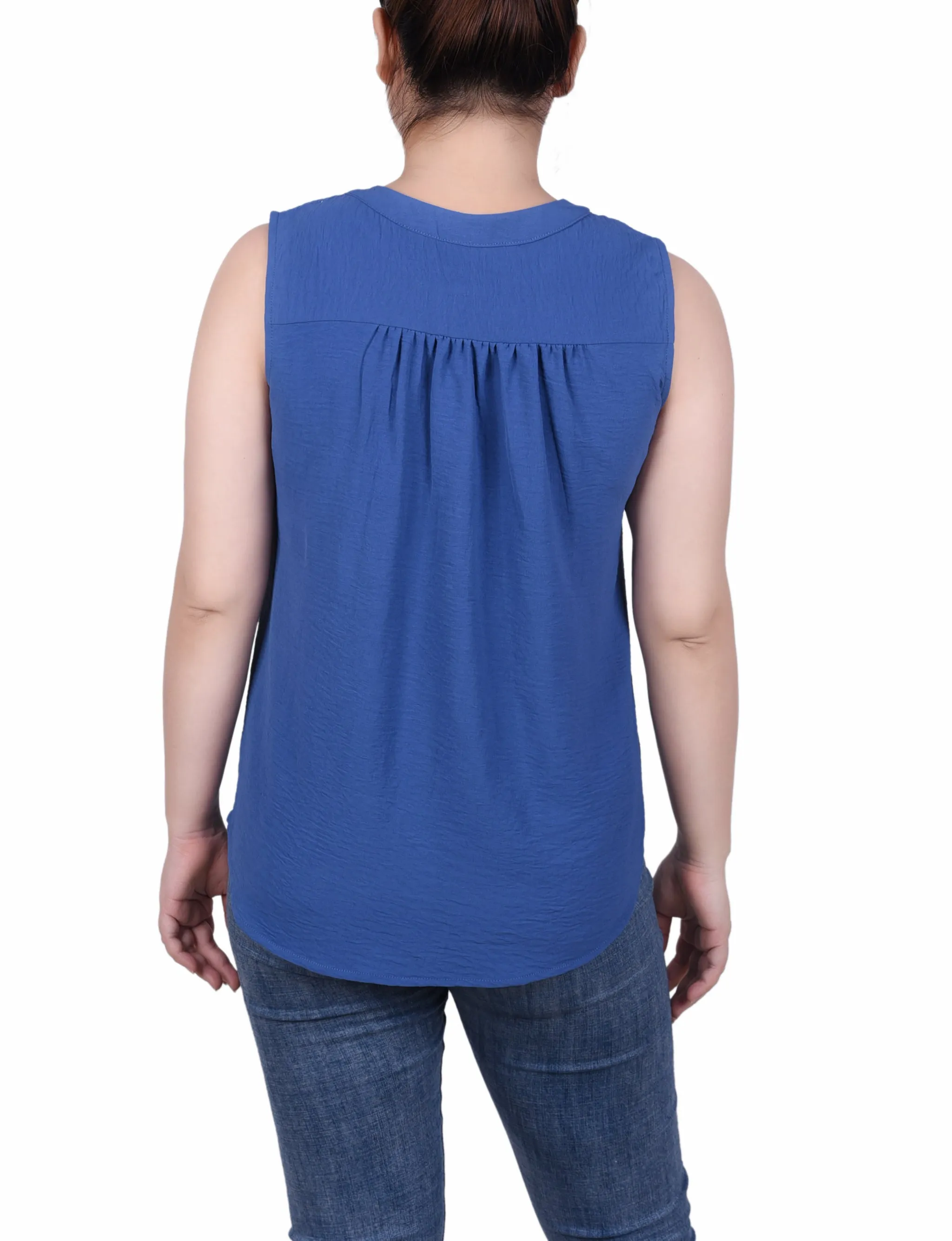 Petite Blouse sans Manches à Aération