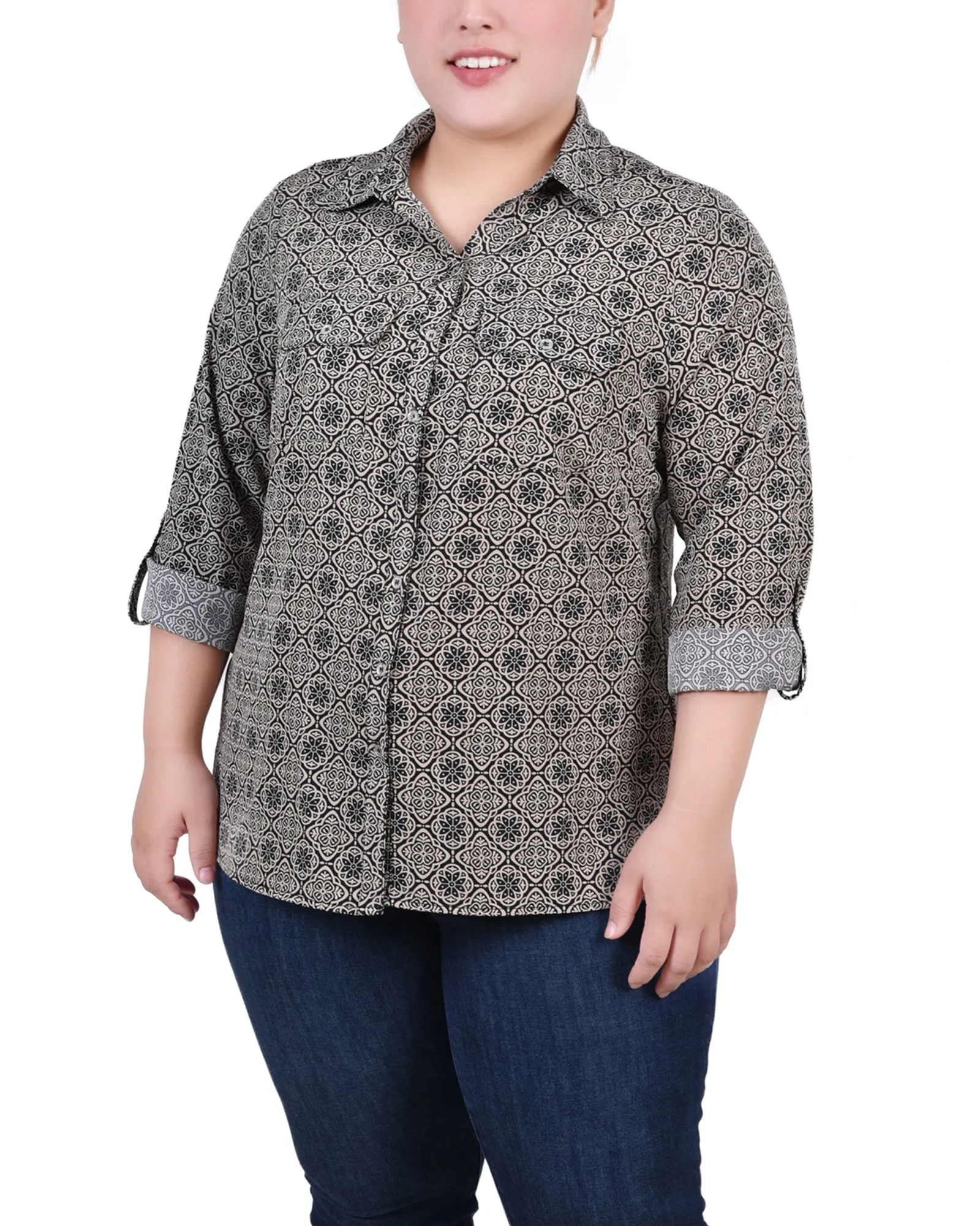 Blouse grande taille à col cassé avec manches 3/4 et ourlet roulé