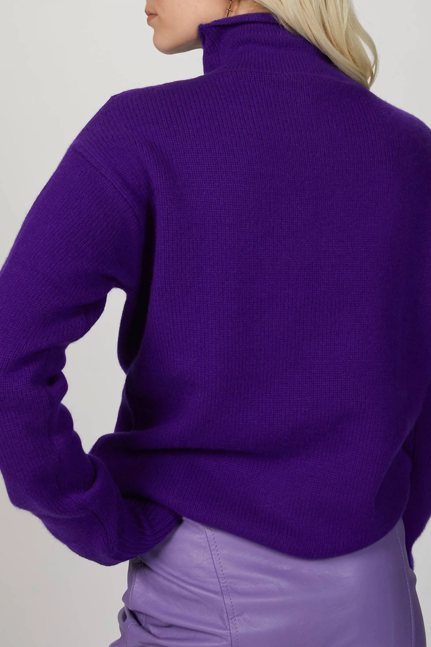 Pull en pur cachemire violet