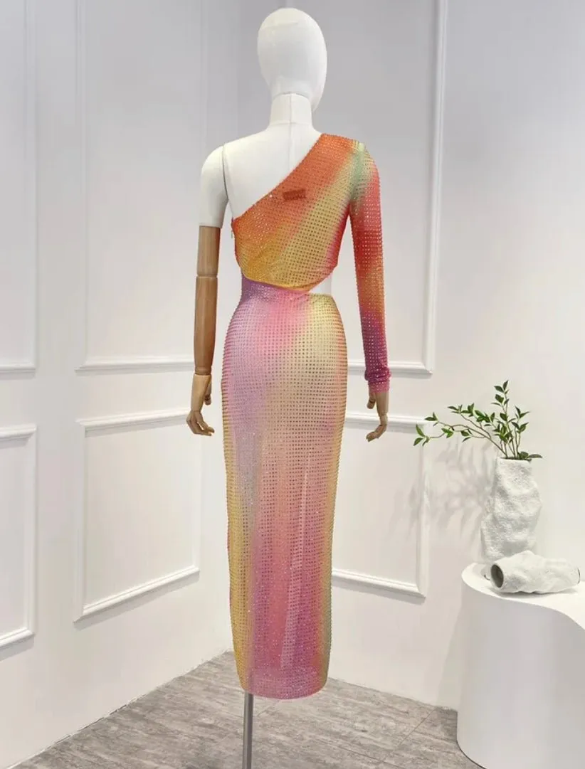 Robe arc-en-ciel en strass à une manche
