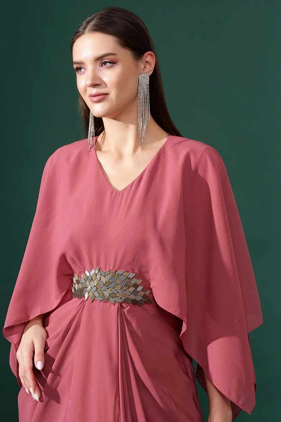 Robe drapée brodée rose Sara