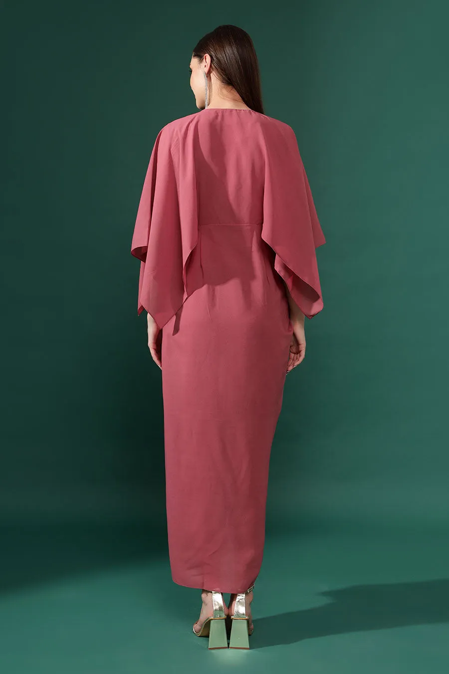 Robe drapée brodée rose Sara