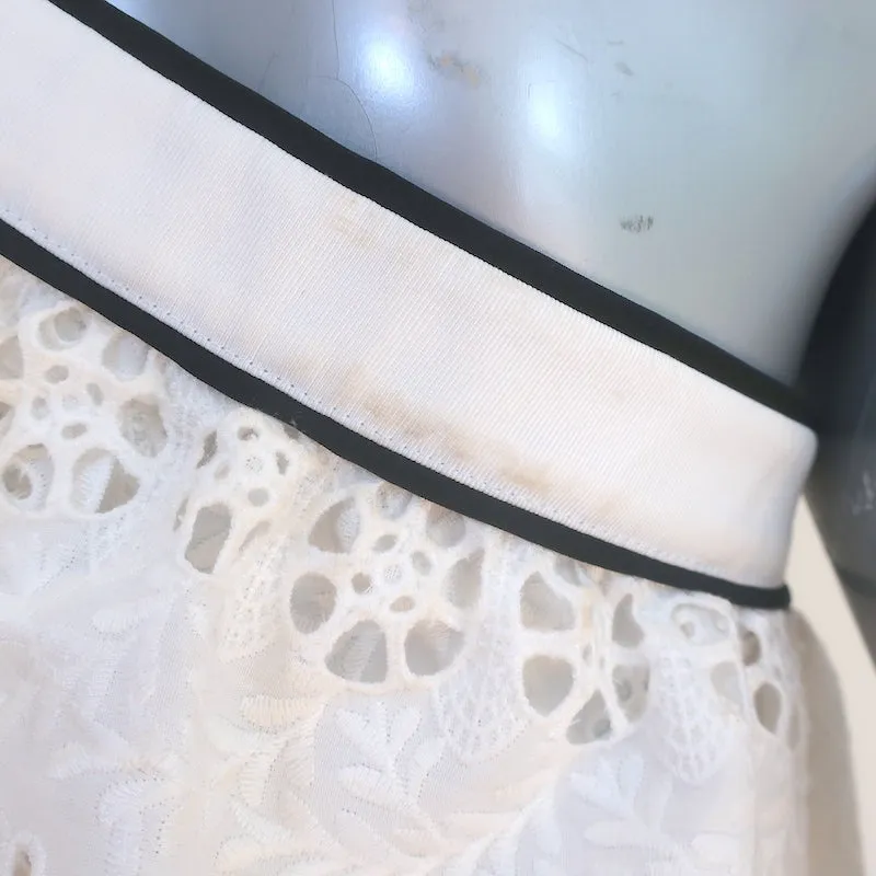 Autoportrait Broderie Anglaise Haut à Une Épaule avec Volants Blanc Taille US 6