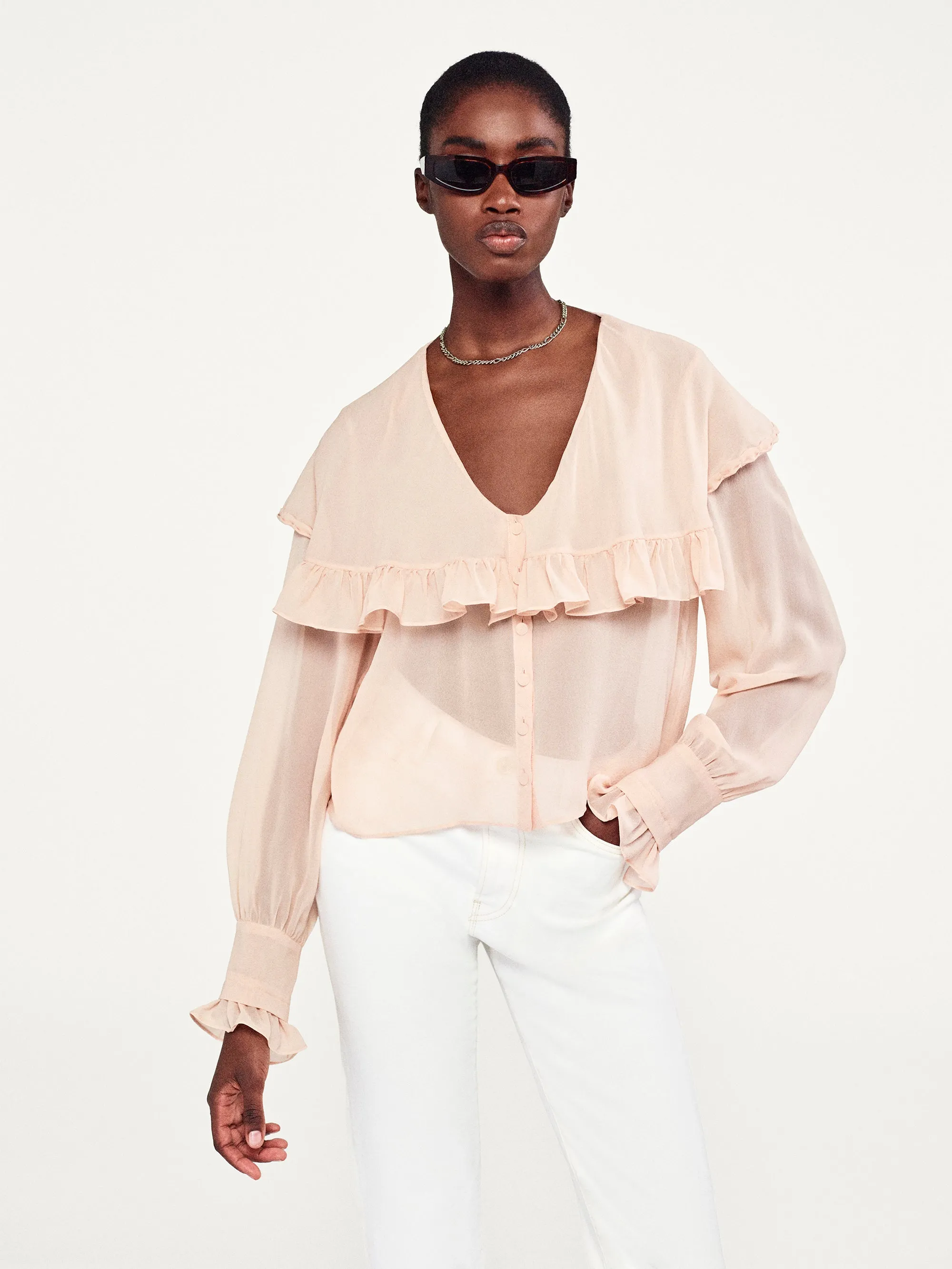 Blouse à Volants Transparents -- Pétale Clair