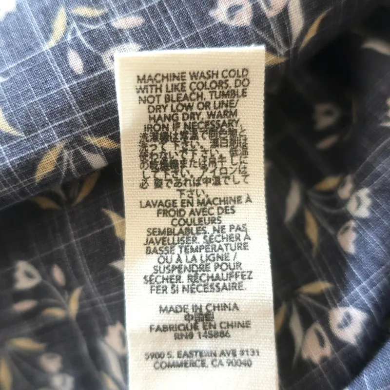 LE SUPERBE Haut à boutons Imprimé floral charbonné en coton festonné Taille 0