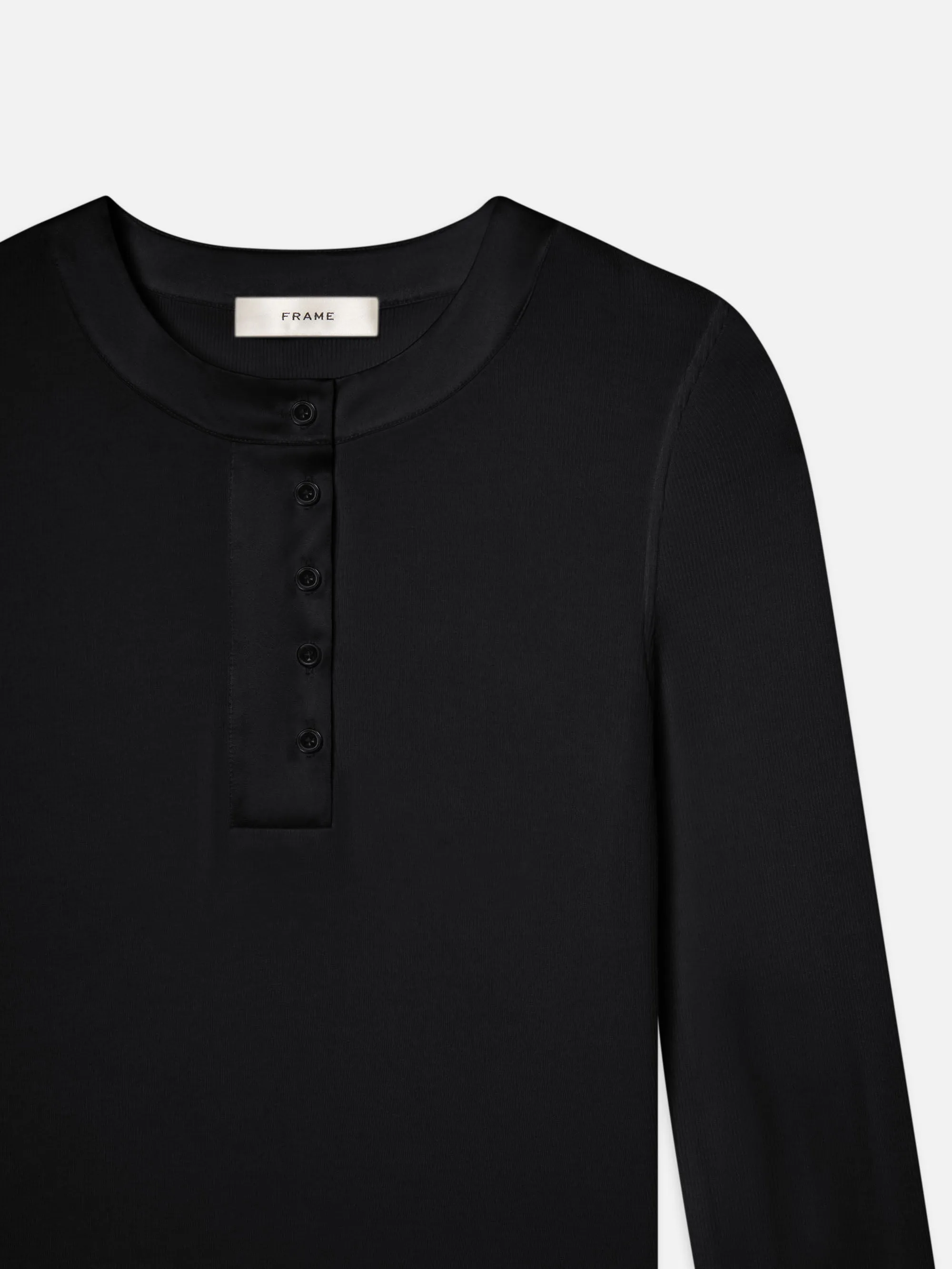 Le Henley à passepoil satiné -- Noir